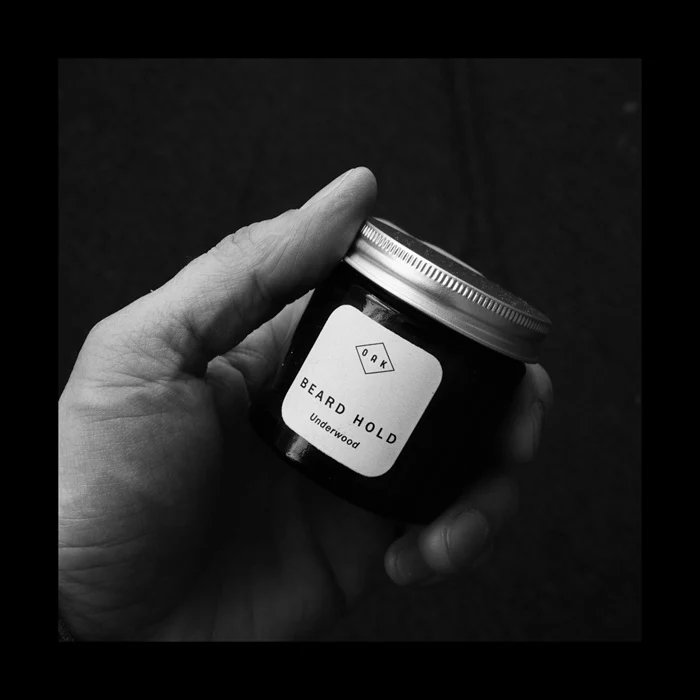 OAK BERLIN BEARD HOLD UNDERWOOD