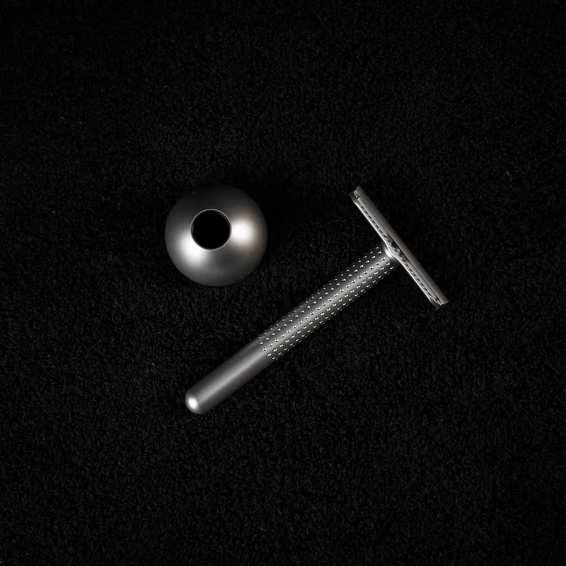 Amakuni Single-Edge Razor, Stainless Steel - Matte