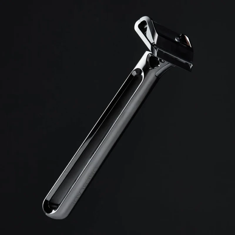Genesis Single Edge Shaver, Gunmetal