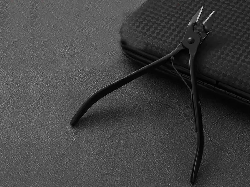 Maniküre Set 18-teilig – Nagelpflege Set mit Nagelknipser, Schere und Etui 5907451375853